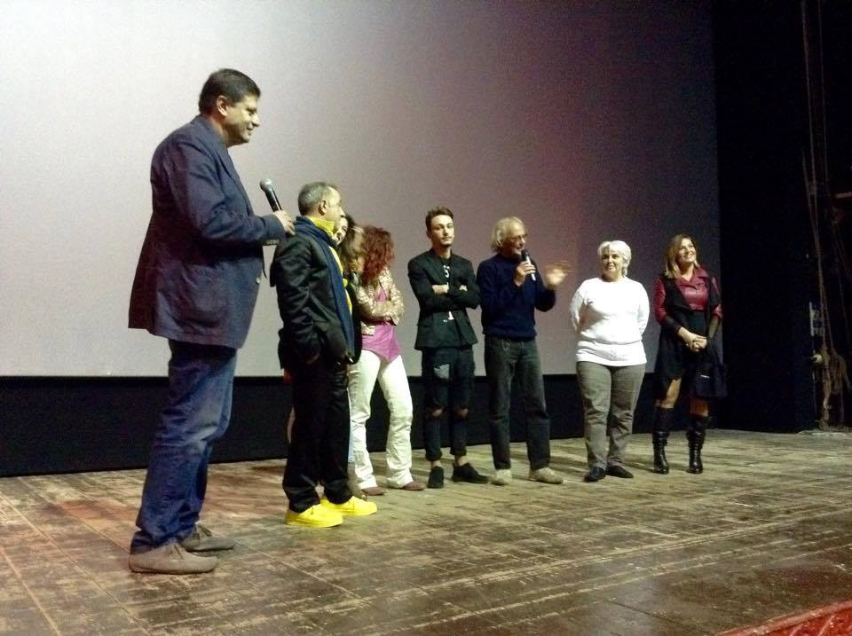 24 10 15 La Perla Antonio Capuano E Il Cast Di Bagnoli Jungle